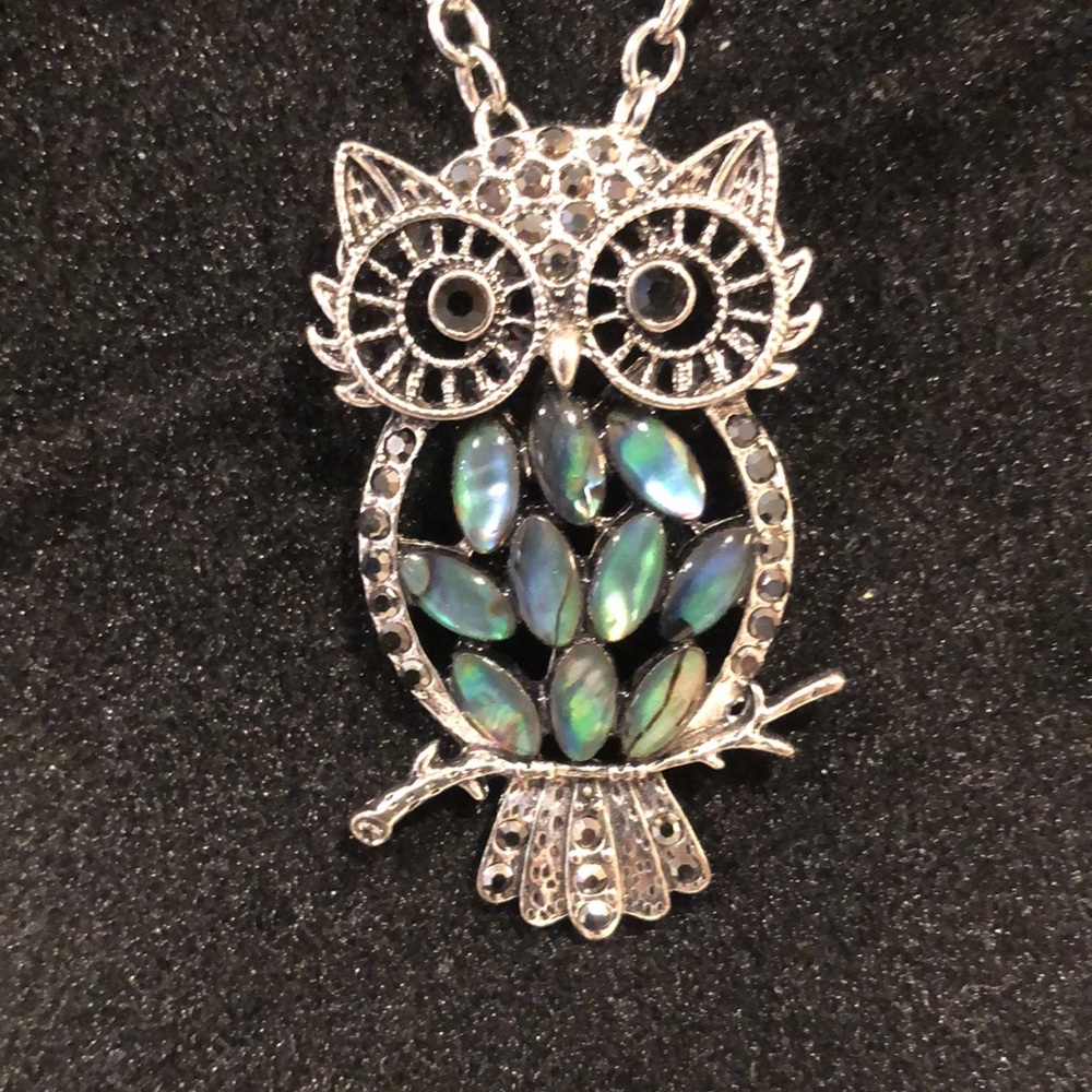 - 🦉 OWL Pendant/Necklace - Picture 2 of 7